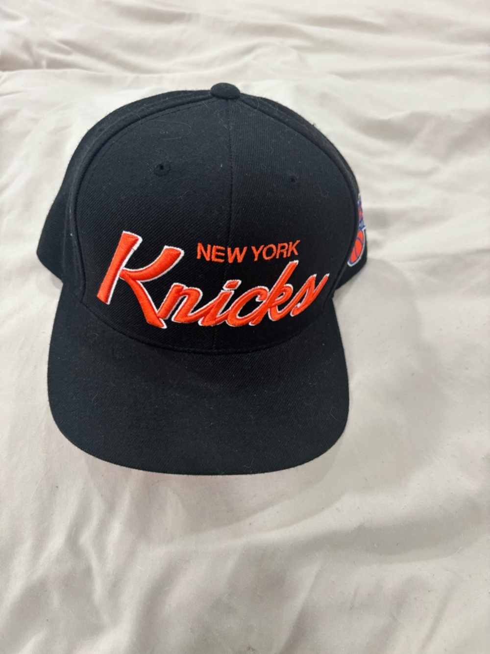 BRAND NEW NO TAGS Mitchell & Ness NY KNICKS SCRIPT SNAPBACK MENS OSFA